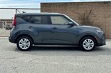 Used 2022 Kia Soul LX image 2