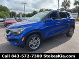 Certified 2022 Kia Seltos S image 2
