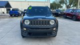 Used 2017 Jeep Renegade Latitude image 2