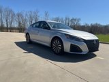 Used 2024 Nissan Altima 2.5 SV image 5