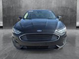 Used 2019 Ford Fusion SE image 2