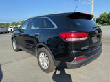 Used 2017 Kia Sorento LX image 5