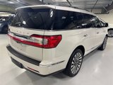 Used 2019 Lincoln Navigator Reserve image 3