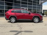 Used 2021 Toyota RAV4 LE image 2