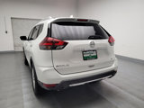 Used 2018 Nissan Rogue SV image 6