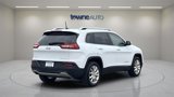 Used 2016 Jeep Cherokee Limited image 5