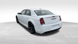 Used 2022 Chrysler 300 Touring L image 3