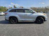 Used 2015 Toyota Highlander XLE image 5