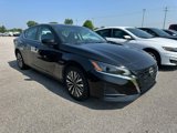 Used 2023 Nissan Altima 2.5 SV image 2