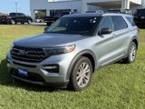 Used 2020 Ford Explorer XLT w/ Equipment Group 202A image 3