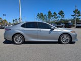 Used 2019 Toyota Camry L image 3