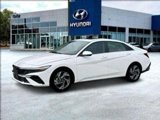 New 2025 Hyundai Elantra SEL image 2