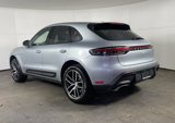 Certified 2024 Porsche Macan image 3