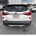 Used 2021 Kia Seltos LX image 3
