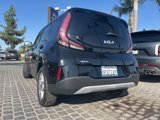 Used 2023 Kia Soul LX w/ LX Technology Package image 3