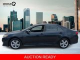Used 2014 Toyota Camry SE image 2