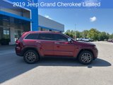 Used 2019 Jeep Grand Cherokee Limited w/ Luxury Group II image 2