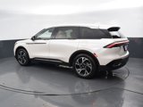 Used 2024 Lincoln Nautilus Premier w/ Equipment Group 102A image 4