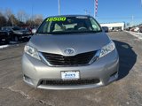 Used 2014 Toyota Sienna LE image 2