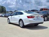 Used 2023 Chevrolet Malibu LT image 2