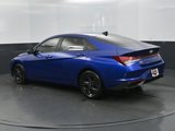 Used 2023 Hyundai Elantra SEL image 3