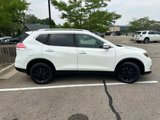 Used 2016 Nissan Rogue S w/ S Family Package image 4