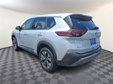 Used 2023 Nissan Rogue SV image 4