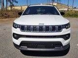 New 2025 Jeep Compass Latitude image 2