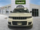 Used 2022 Jeep Grand Cherokee L Limited image 2