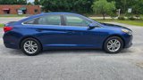 Used 2017 Hyundai Sonata SE image 3