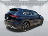 Used 2022 Mitsubishi Outlander SE image 4