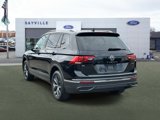 Used 2022 Volkswagen Tiguan SE image 4