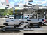 Used 2016 Toyota Tacoma SR image 2