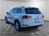 Used 2013 Volkswagen Touareg TDI image 3