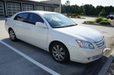 Used 2005 Toyota Avalon XLS image 2
