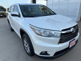 Used 2015 Toyota Highlander Plus image 2