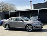 Used 2013 Ford Taurus SE image 2