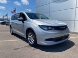 Used 2023 Chrysler Voyager LX image 3