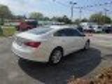 Used 2017 Chevrolet Malibu LT w/ Driver Confidence Package image 6