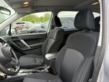 Used 2017 Subaru Forester 2.5i Premium w/ All-Weather Package image 4