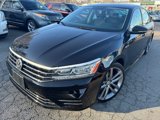 Used 2018 Volkswagen Passat 2.0T S image 2