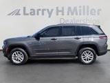Used 2023 Jeep Grand Cherokee Laredo X image 2