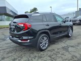 Certified 2022 GMC Terrain SLT image 3