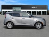 New 2025 Kia Soul LX image 3