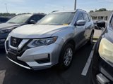 Used 2018 Nissan Rogue SV w/ Premium Package image 4