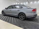 Used 2014 Volkswagen Passat TDI SEL Premium image 4