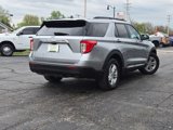 Used 2022 Ford Explorer XLT image 2