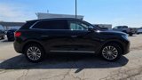 Used 2017 Lincoln MKX Select w/ Select Plus Package image 2