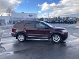 Used 2018 Ford Explorer XLT image 2