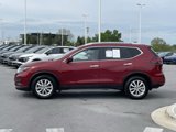 Used 2020 Nissan Rogue SV image 4